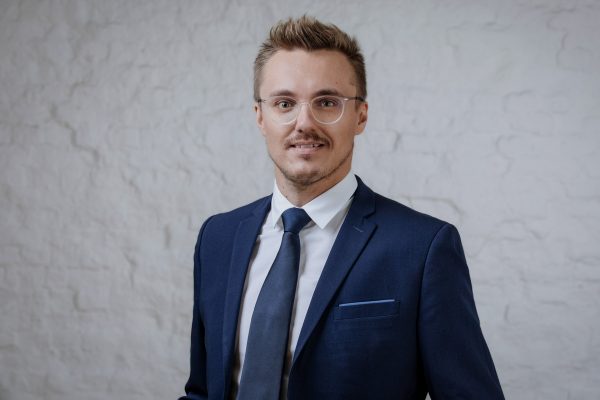 Bewerbungsbild im Fotostudio Nonverbal