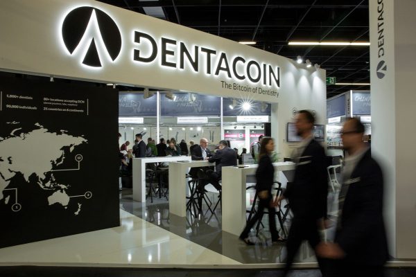 nonverbal Eventfotografie Dentacoin